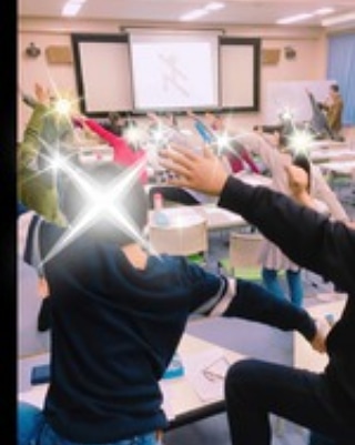 小学校でも大人気のビジョントレーニング。小1から小５まで70名が参加。ナンバータッチトレーニングのタイムが9割の生徒がビジョントレーニングレッスンにより素早くなり、目をはやく動かす力、読む力と見つける力、視野の拡大がレベルアップされました。